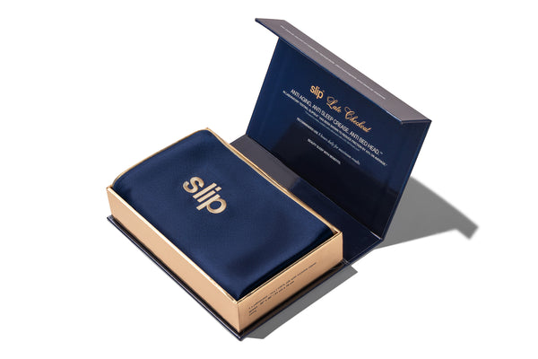 Late Checkout Navy Queen Zippered Pillowcase