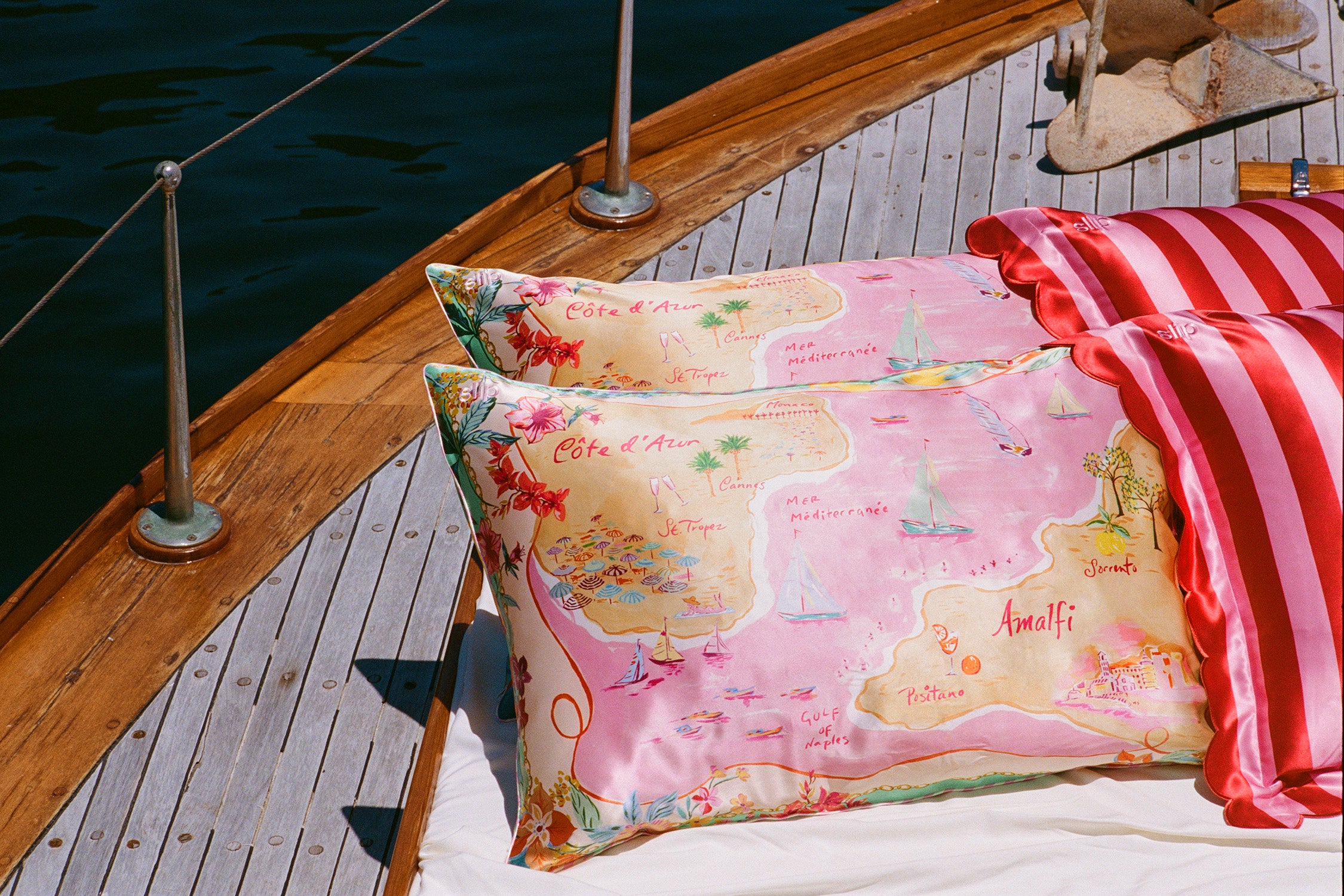 SLIP PURE SILK PILLOWCASE - BEACH CLUB - QUEEN - ZIPPERED – Slip
